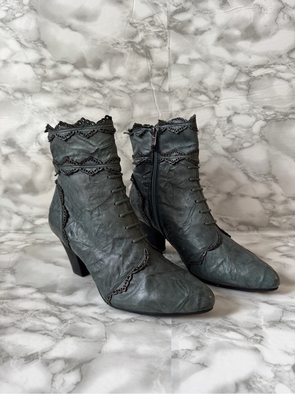 Django & Juliette Slate Grey Leather Lace-Up Ankle Boots Size 40 Near New